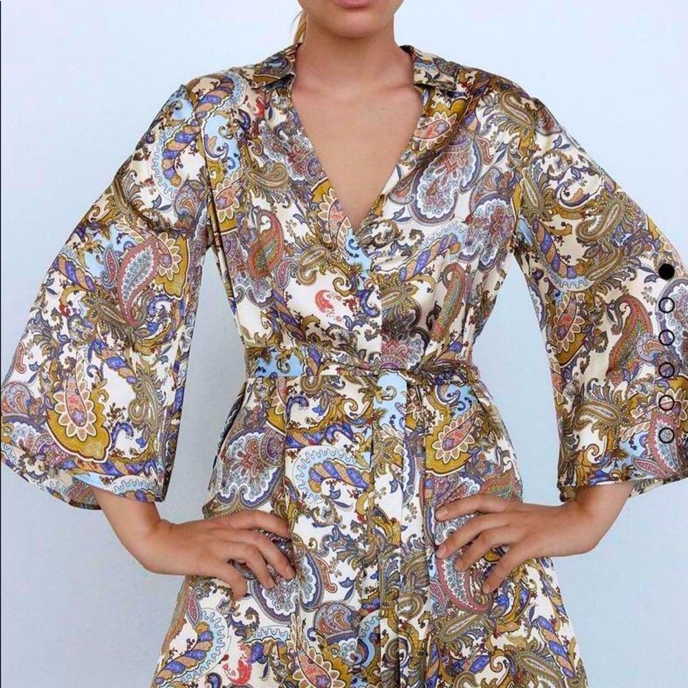 Zara Woman’s Paisley Print Boho Long Bell Sleeve Tunic Dress Missing Belt Size M